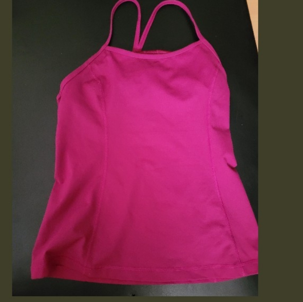 Under armour tank top - Picture 2 of 2